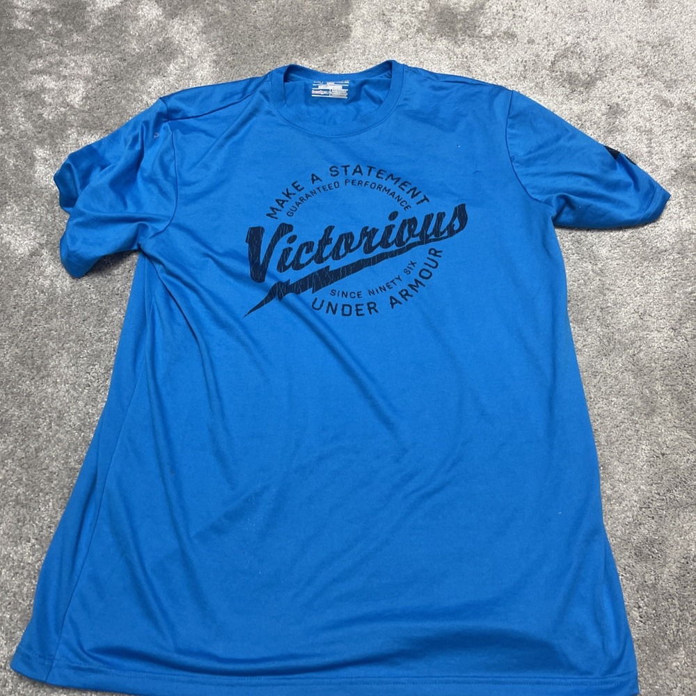 under armour t shirt Medium